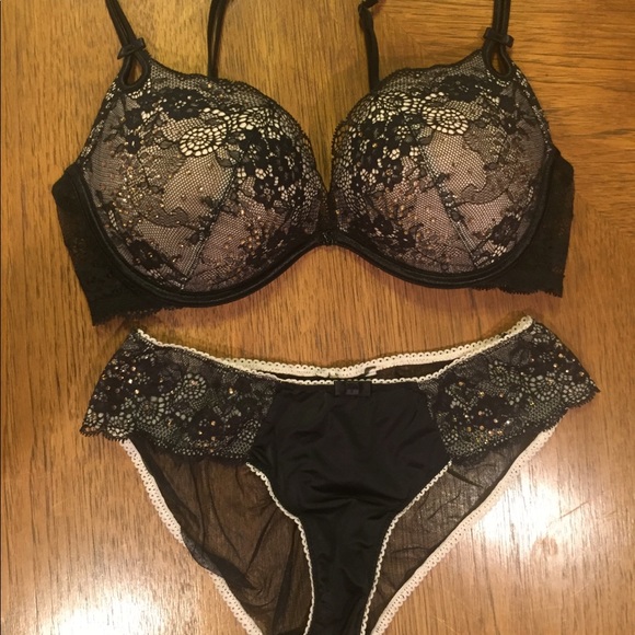 Victoria secret bra and panty Clearance